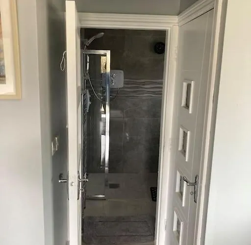 Apartment Copper Rose