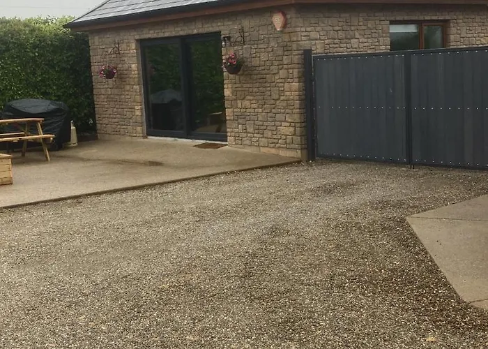 Apartment Copper Rose